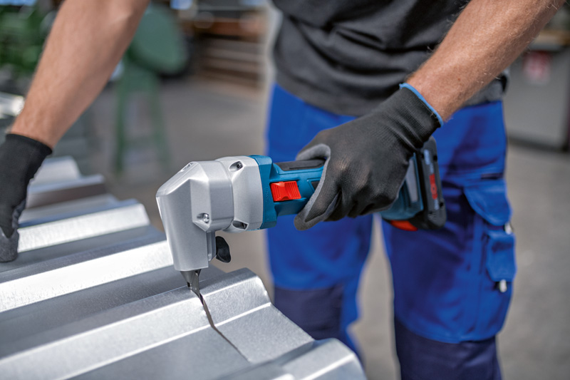 BOSCH Akku-Nager GNA 18V-16 E BOSCH Akku-Nager GNA 18V-16 E