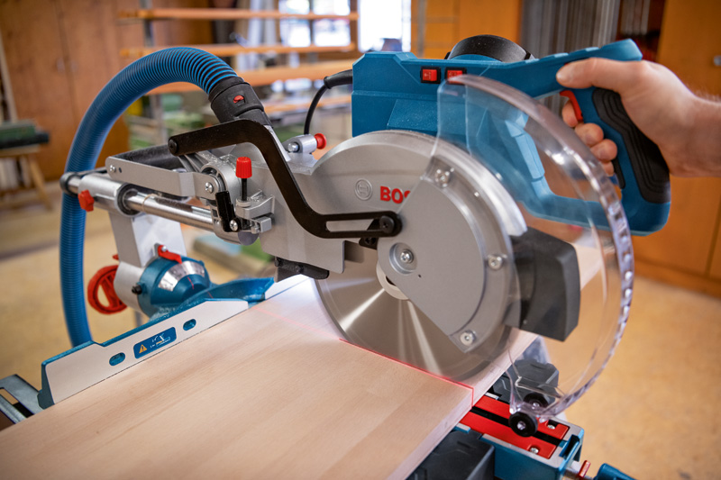 BOSCH Kapp- und Gehrungssäge GCM 305-254 D BOSCH Kapp- und Gehrungssäge GCM 305-254 D