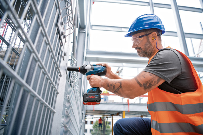 BOSCH Akku-Drehschlagschrauber GDS 18V-1000 in L-BOXX BOSCH Akku-Drehschlagschrauber GDS 18V-1000 in L-BOXX