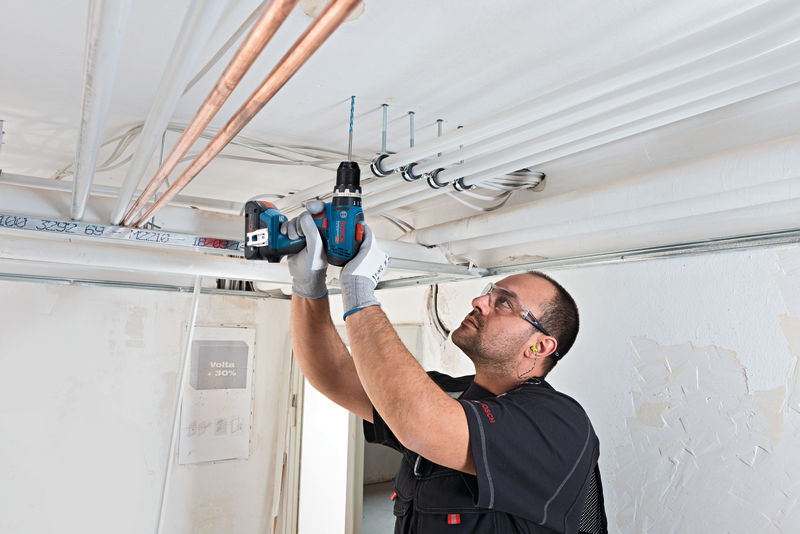 BOSCH Akku-Schlagbohrschauber GSB 18V-65, 2 x Akku GBA 18V 5.0Ah, L-BOXX136N BOSCH Akku-Schlagbohrschauber GSB 18V-65, 2 x Akku GBA 18V 5.0Ah, L-BOXX136N
