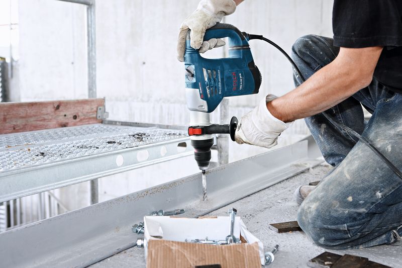 BOSCH Bohrhammer GBH 4-32 DFR im Handwerkerkoffer BOSCH Bohrhammer GBH 4-32 DFR im Handwerkerkoffer