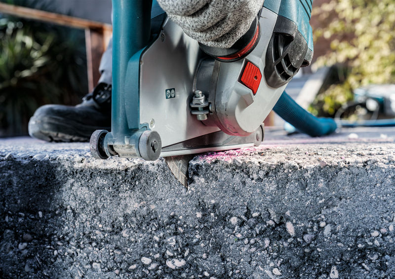 BOSCH PRO Multi Material Diamanttrennscheibe, 230 x 22,23 mm, 10-tlg. BOSCH PRO Multi Material Diamanttrennscheibe, 230 x 22,23 mm, 10-tlg.