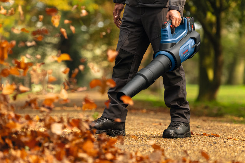 BOSCH Akku-Laubbläser GBL 18V-800 BOSCH Akku-Laubbläser GBL 18V-800