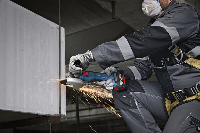 BOSCH Akku-Winkelschleifer GWS 18V-8, L-BOXX 136 BOSCH Akku-Winkelschleifer GWS 18V-8, L-BOXX 136