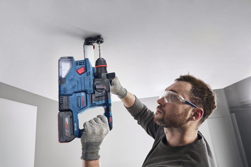 BOSCH Akku-Bohrhammer mit ONECHUCK GBH 18V-22 X in L-BOXX 136 BOSCH Akku-Bohrhammer mit ONECHUCK GBH 18V-22 X in L-BOXX 136