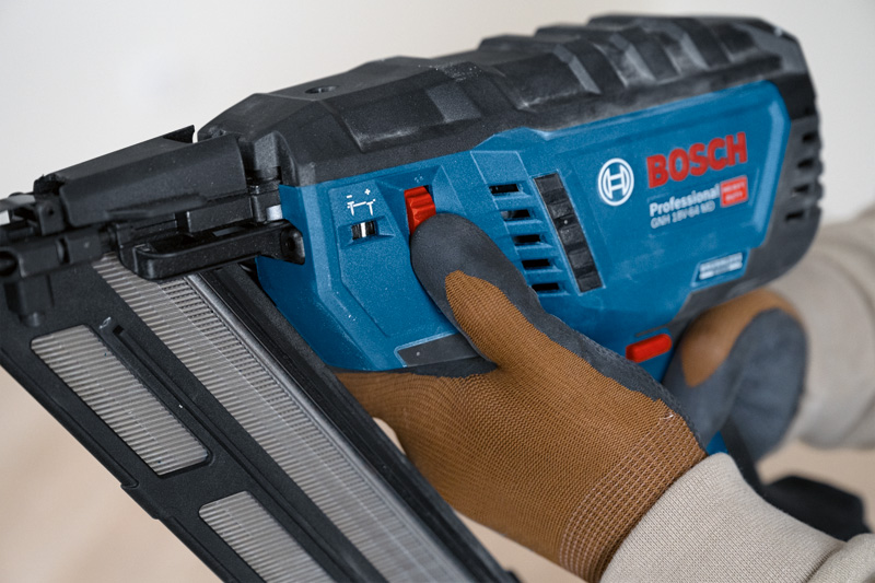 BOSCH Akku-Holznagler GNH 18V-64 MD, L-BOXX 238 BOSCH Akku-Holznagler GNH 18V-64 MD, L-BOXX 238