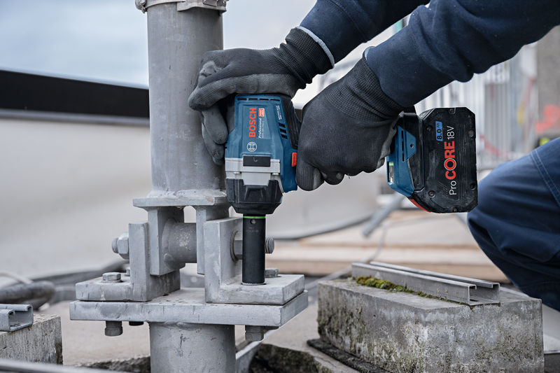 BOSCH Akku-Drehschlagschrauber GDS 18V-750 C BOSCH Akku-Drehschlagschrauber GDS 18V-750 C