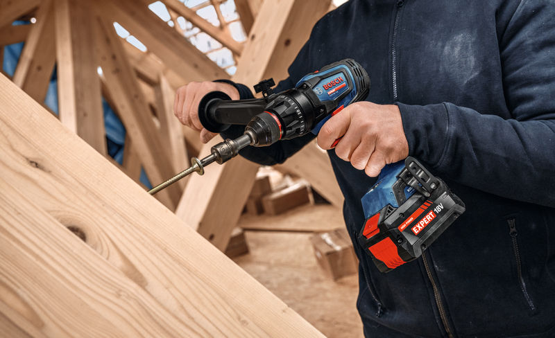 BOSCH EXPERT Akku-Bohrschrauber EXSR18V-150, 2 x EXBA18V-80, 1 x EXBA18V-55, L-BOXX 136