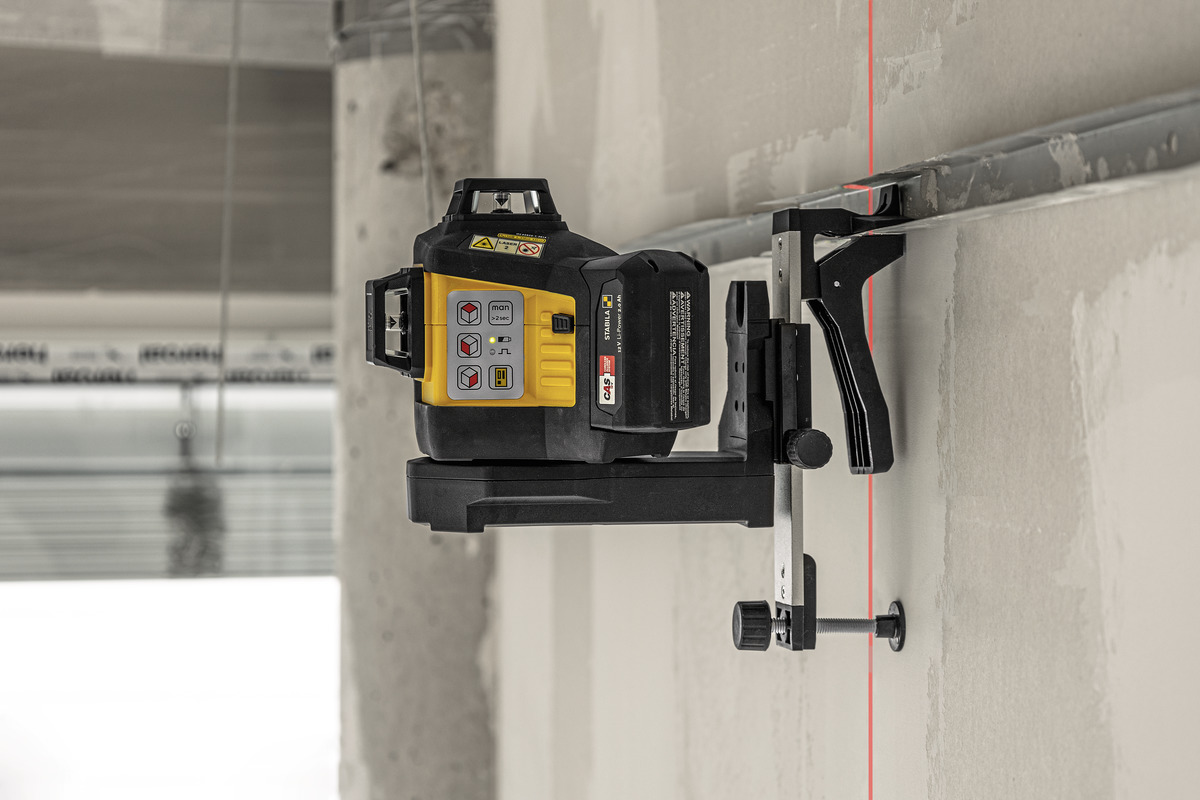 STABILA Multilinien-Laser LAX 600, 12-V-System, 7-teiliges Set, mit Akku und Ladegerät (EU)