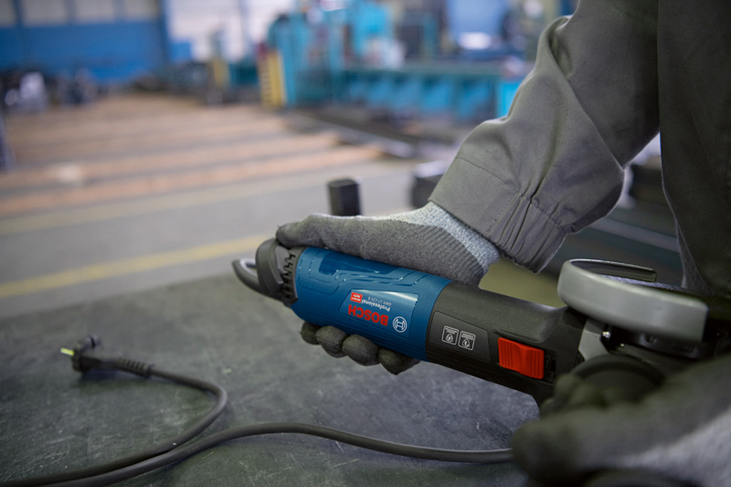 BOSCH Winkelschleifer GWS 17-125 S im Karton BOSCH Winkelschleifer GWS 17-125 S im Karton