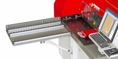 GANNOMAT Bearbeitungszentrum Typ "PROTEC 571" mit Fräsaggregat Profit HSK63F mit 3-fach Magazin (Bohren, Nuten, Fräsen) GANNOMAT Bearbeitungszentrum Typ "PROTEC 571" mit Fräsaggregat Profit HSK63F mit 3-fach Magazin (Bohren, Nuten, Fräsen)
