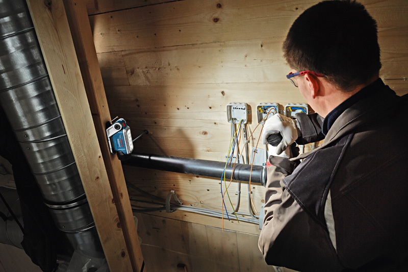 BOSCH Akku-Leuchte GLI 12V-330 BOSCH Akku-Leuchte GLI 12V-330