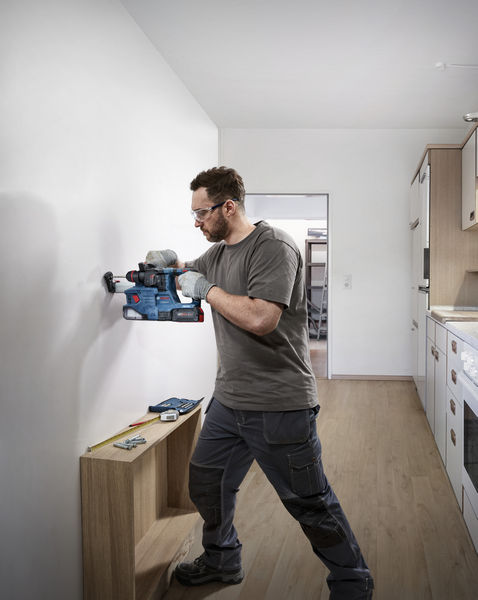 BOSCHAkku-Bohrhammer mit ONECHUCK GBH 18V-22 X BOSCHAkku-Bohrhammer mit ONECHUCK GBH 18V-22 X