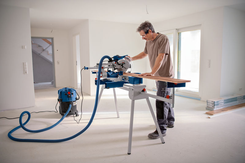 BOSCH Kapp- und Gehrungssäge GCM 305-216 D BOSCH Kapp- und Gehrungssäge GCM 305-216 D
