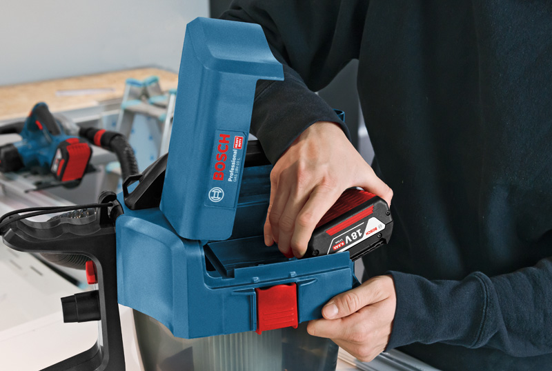 BOSCH Akku-Staubsauger GAS 18V-10 L mit Reinigungsset BOSCH Akku-Staubsauger GAS 18V-10 L mit Reinigungsset