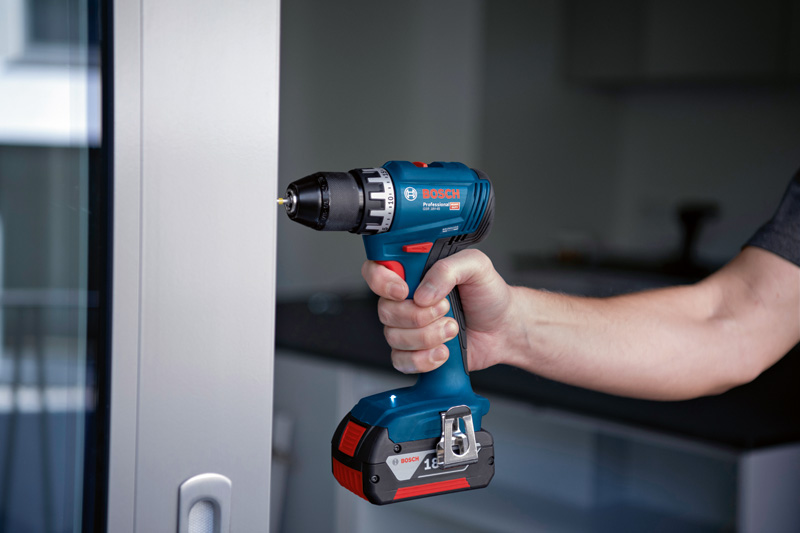 BOSCH Akku-Bohrschrauber GSR 18V-45, 2 Akku GBA 18V 3.0Ah in L-BOXX BOSCH Akku-Bohrschrauber GSR 18V-45, 2 Akku GBA 18V 3.0Ah in L-BOXX