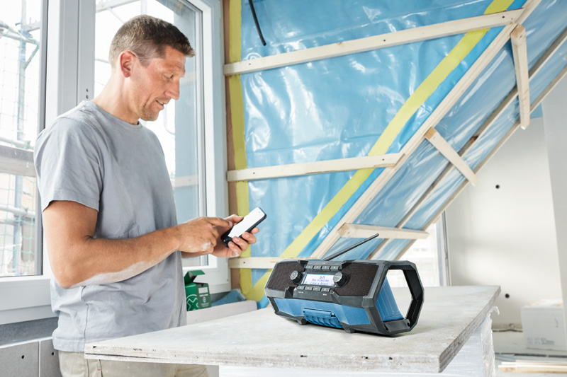 BOSCH Akku-Radio GPB 18V-2 SC BOSCH Akku-Radio GPB 18V-2 SC