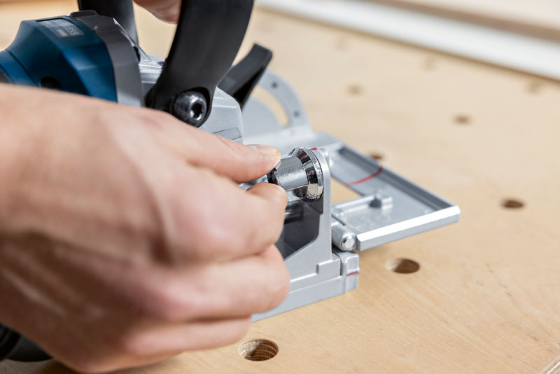 BOSCH Akku-Flachdübelfräse GFF 18V-22 in L-BOXX BOSCH Akku-Flachdübelfräse GFF 18V-22 in L-BOXX