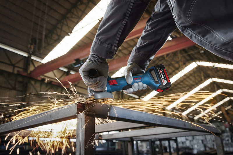 BOSCH Akku-Winkelschleifer GWS 18V-8, L-BOXX 136 BOSCH Akku-Winkelschleifer GWS 18V-8, L-BOXX 136