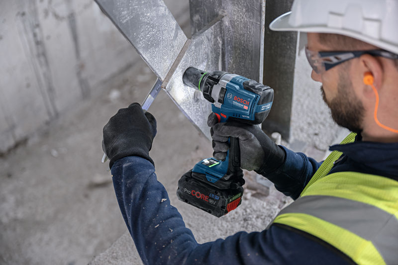BOSCH Akku-Drehschlagschrauber GDS 18V-750 C BOSCH Akku-Drehschlagschrauber GDS 18V-750 C