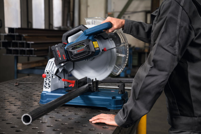 BOSCH Metalltrennsäge GCD 18V-355 BOSCH Metalltrennsäge GCD 18V-355
