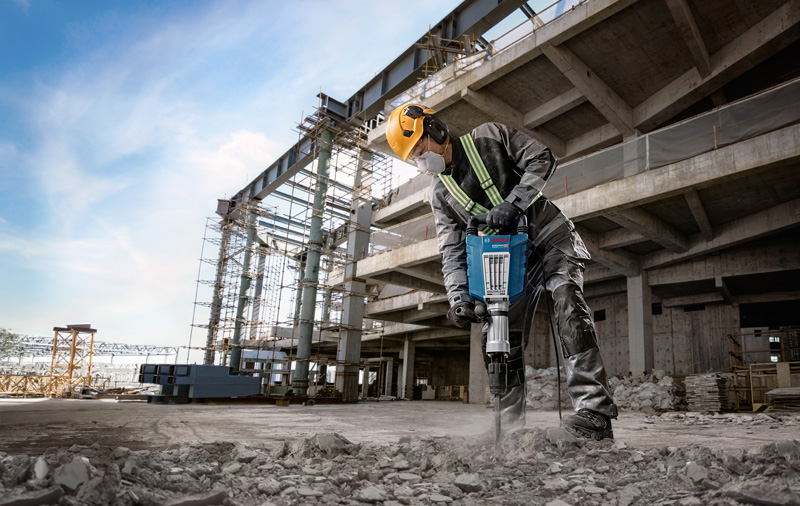 BOSCH Abbruchhammer GSH 14 C im Handwerkerkoffer BOSCH Abbruchhammer GSH 14 C im Handwerkerkoffer