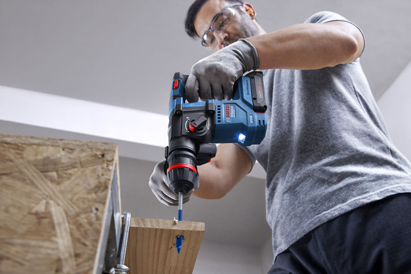 BOSCH Akku-Bohrhammer mit ONECHUCK GBH 18V-18 X in L-BOXX BOSCH Akku-Bohrhammer mit ONECHUCK GBH 18V-18 X in L-BOXX