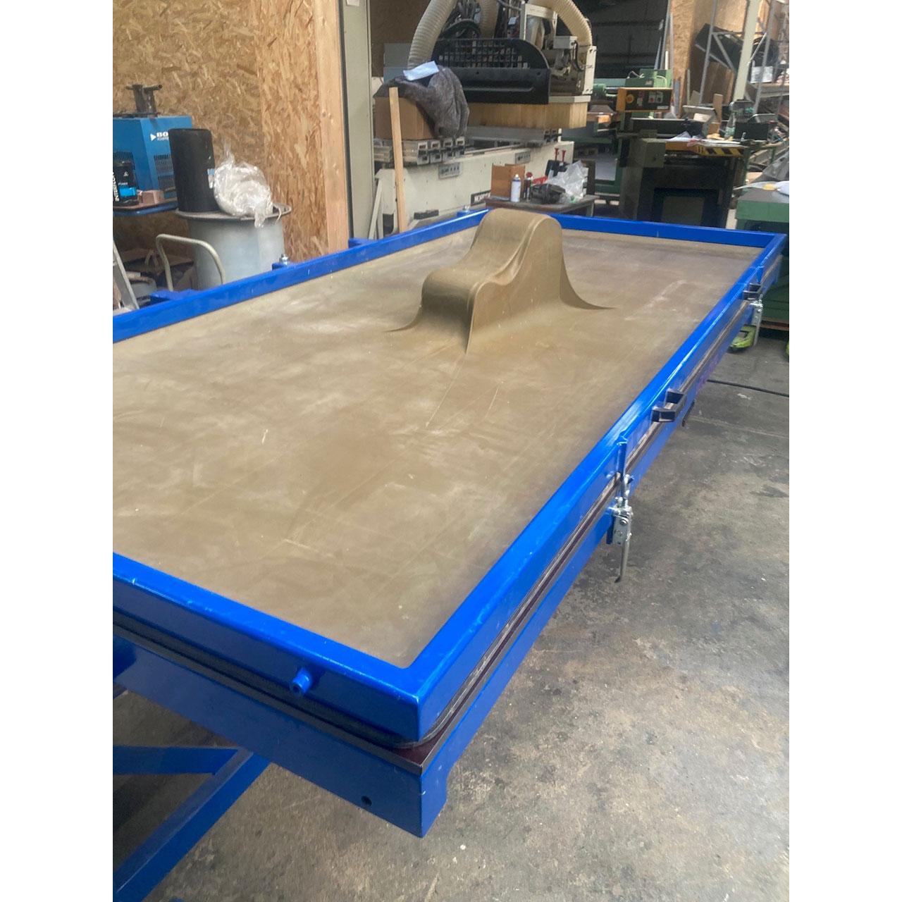 Columbus Vakuumpresse Vacuform