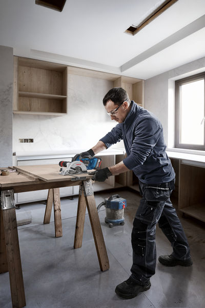 BOSCH Akku-Handkreissäge GKS 18V-51 in L-BOXX BOSCH Akku-Handkreissäge GKS 18V-51 in L-BOXX