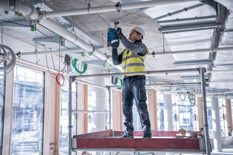 BOSCH Akku-Bohrhammer mit SDS plus GBH 18V-22, 2 x Akku GBA 18V 4.0Ah in L-BOXX 238 BOSCH Akku-Bohrhammer mit SDS plus GBH 18V-22, 2 x Akku GBA 18V 4.0Ah in L-BOXX 238