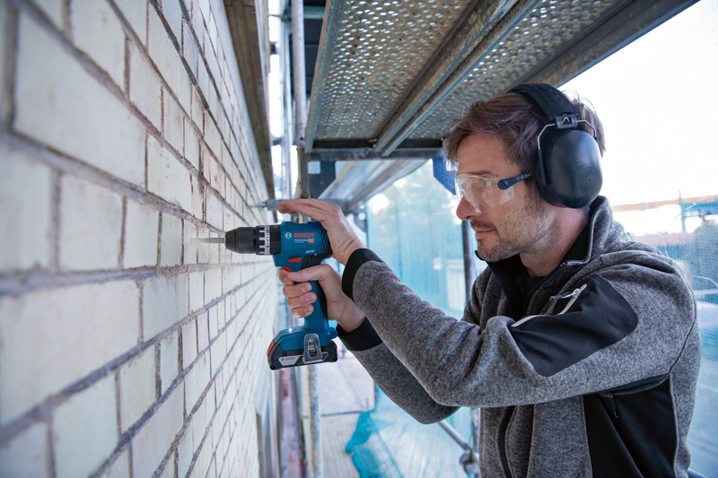 BOSCH Akku-Schlagbohrschrauber GSB 18V-45 in L-BOXX BOSCH Akku-Schlagbohrschrauber GSB 18V-45 in L-BOXX