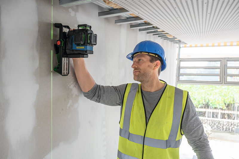 BOSCH Linienlaser GLL 12V-100-33 CG, 1 x Akku GBA 12V 2.0Ah in L-BOXX BOSCH Linienlaser GLL 12V-100-33 CG, 1 x Akku GBA 12V 2.0Ah in L-BOXX